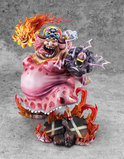 One Piece ~ Megahouse ~ Big Mom Charlotte Linlin Portrait Of Pirates POP Maximum ~ Licensed PVC Figure