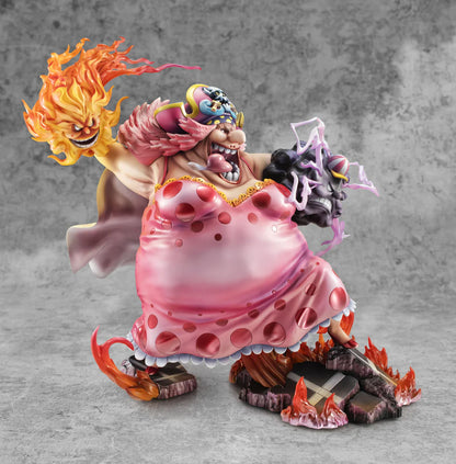 One Piece ~ Megahouse ~ Big Mom Charlotte Linlin Portrait Of Pirates POP Maximum ~ Licensed PVC Figure