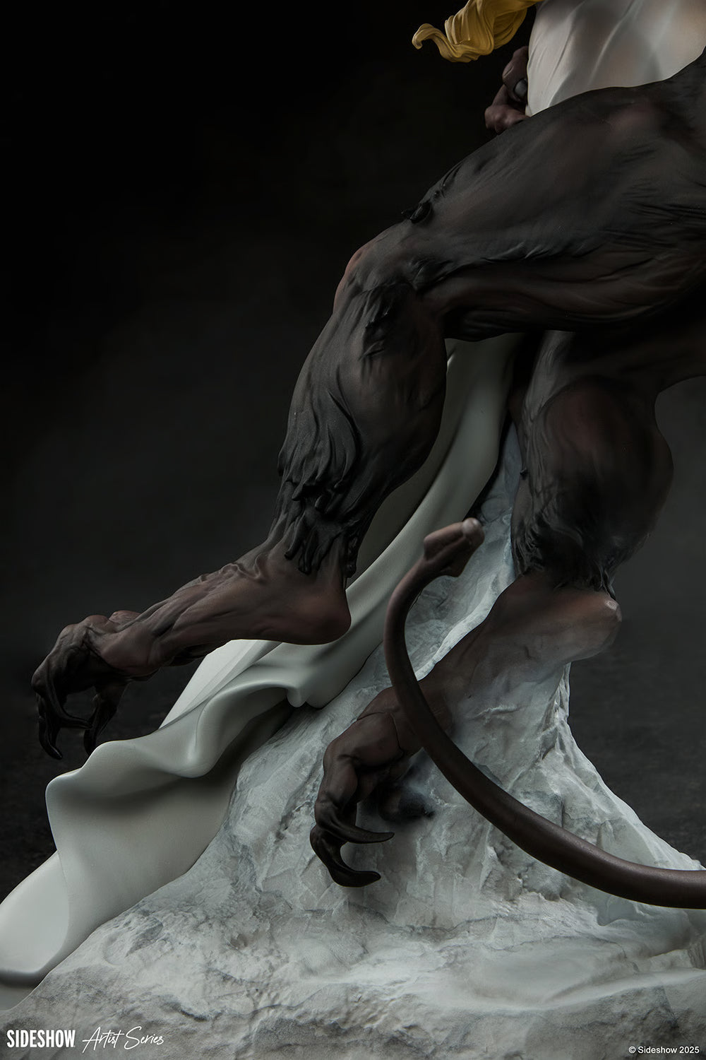 Original Design Sideshow Collectibles Beauty and the Beast 200665 Licensed Resin Statue
