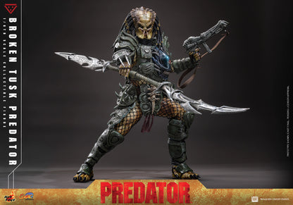 Predator Hot Toys Broken Tusk Predator CMS029 1/6 Licensed Action Figure