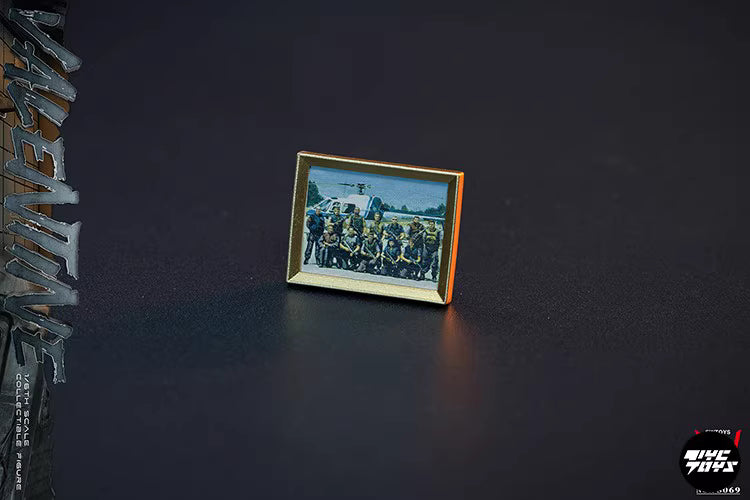 Resident Evil SWTOYS Jill Valentine FS069 1/6 Action Figure (3rd party)