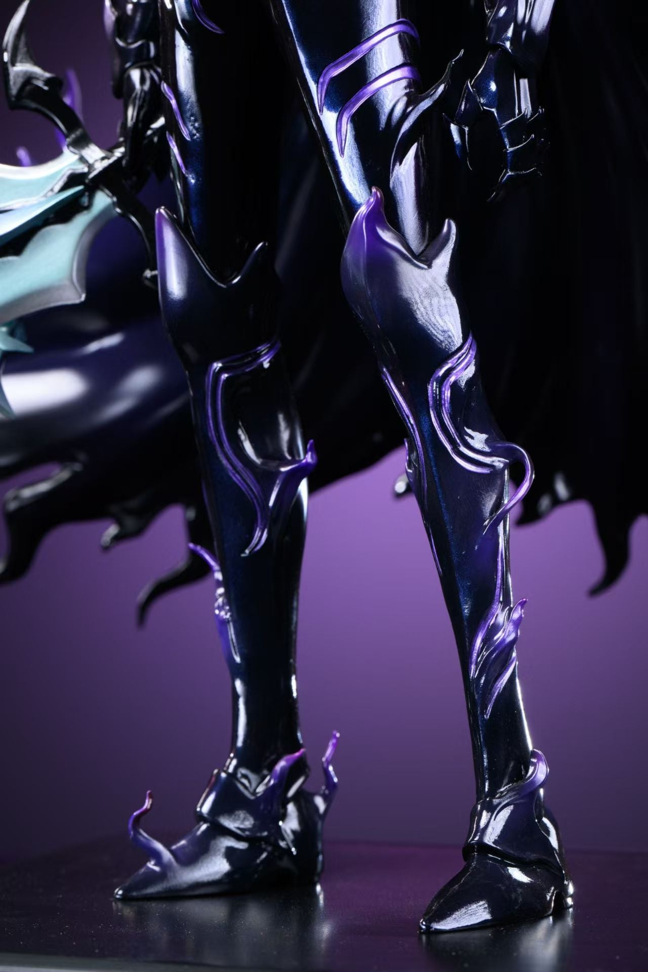 Solo Leveling Shadow Studio Blood-Red Commander Igris Resin Statue