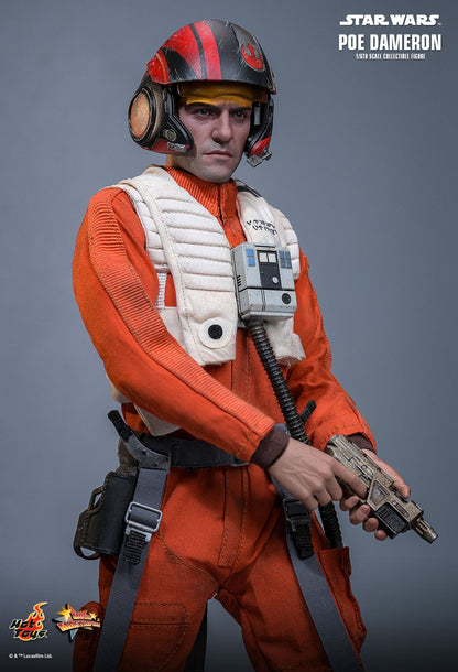Star Wars Hot Toys  Poe Dameron MMS806 Licensed Action Figure