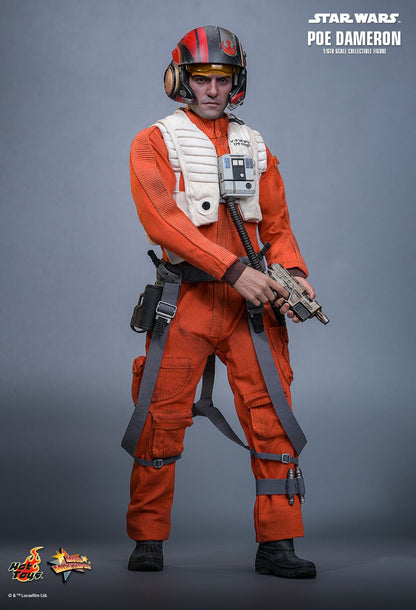 Star Wars Hot Toys  Poe Dameron MMS806 Licensed Action Figure