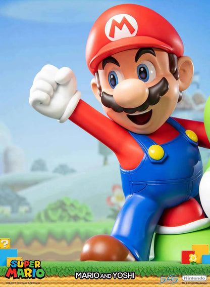 Super Mario First 4 Figures Mario and Yoshi SMMAYST SMMAYEX Licensed Resin Statue