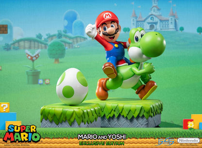 Super Mario First 4 Figures Mario and Yoshi SMMAYST SMMAYEX Licensed Resin Statue