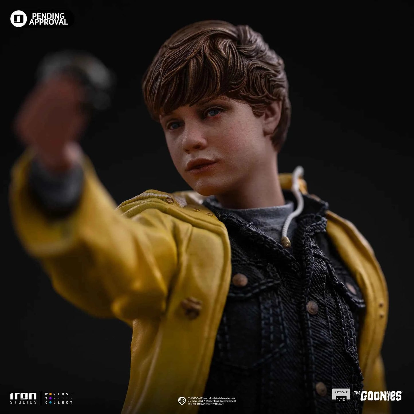 The Goonies Iron Studios Mikey Walsh WBGOO128625-10 1/10 Licensed Resin Statue