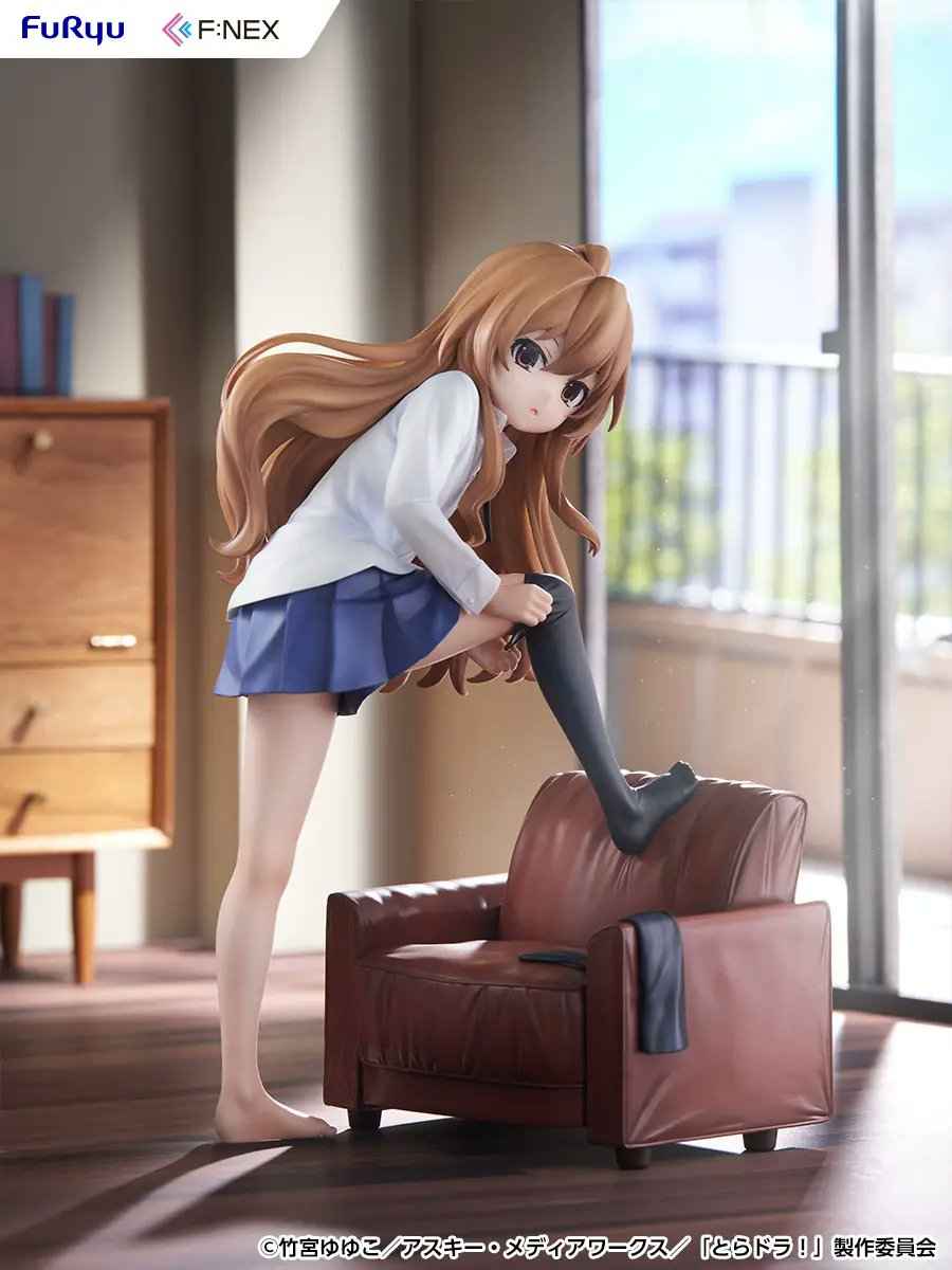 Toradora FuRyu & F:NEX Taiga Aisaka 1/7 Licensed PVC Figure